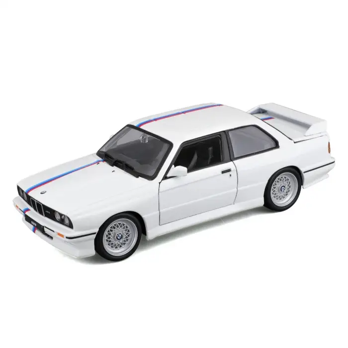 Bburago 1:24 1988 BMW 3 Series M3 - Beyaz