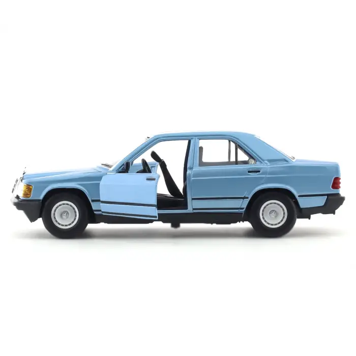 Bburago 1:24 Mercedes-Benz 190 E 2.6