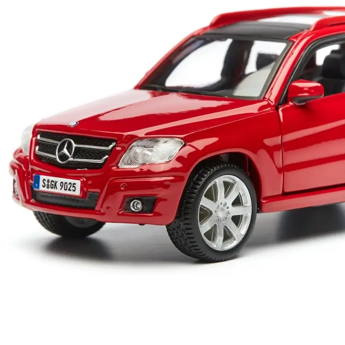 Bburago 1:32 Mercedes-Benz GLK-Class