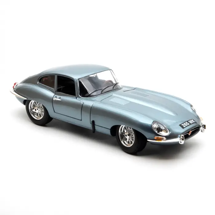Bburago 1:18 Jaguar E-Type Coupe Diecast Model Araba - 12044