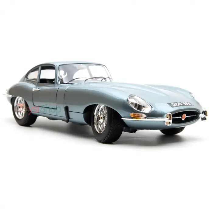 Bburago 1:18 Jaguar E-Type Coupe Diecast Model Araba - 12044