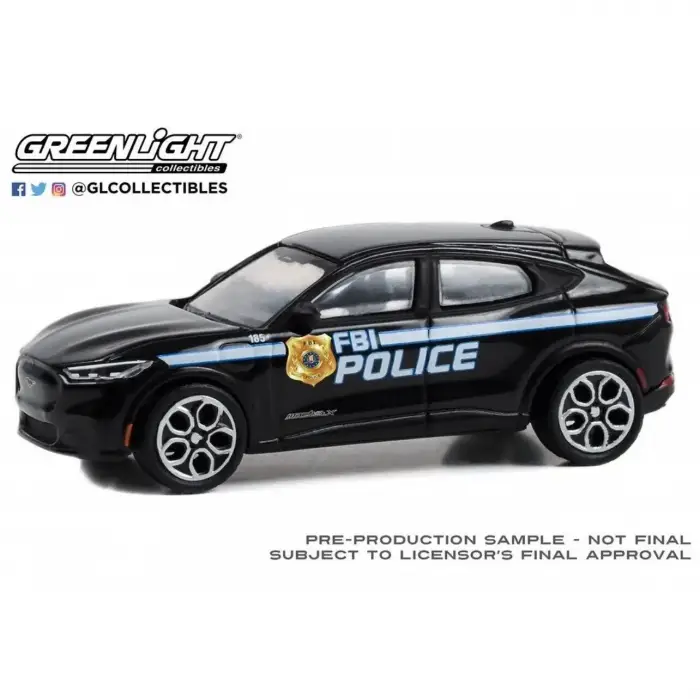 Greenlight 1:64 Hot Pursuit 2022 Ford Mustang Mach-E GT - 43025-F