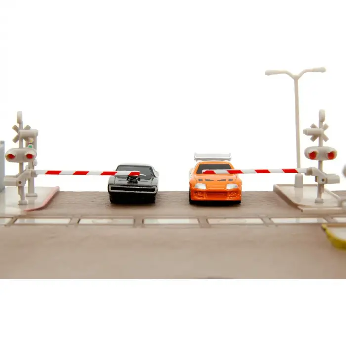 Jada Fast & Furious Nano Train Scene Diorama