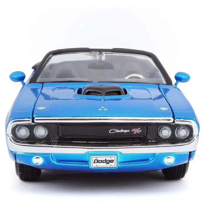 Maisto 1:24 1970 Dodge Challenger R/T Convertible- 31264
