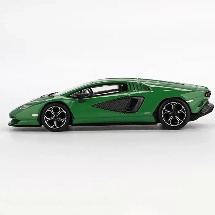 Mini GT 1/64 Lamborghini Countach LPI 800-4 Verde Medio - MGT00976