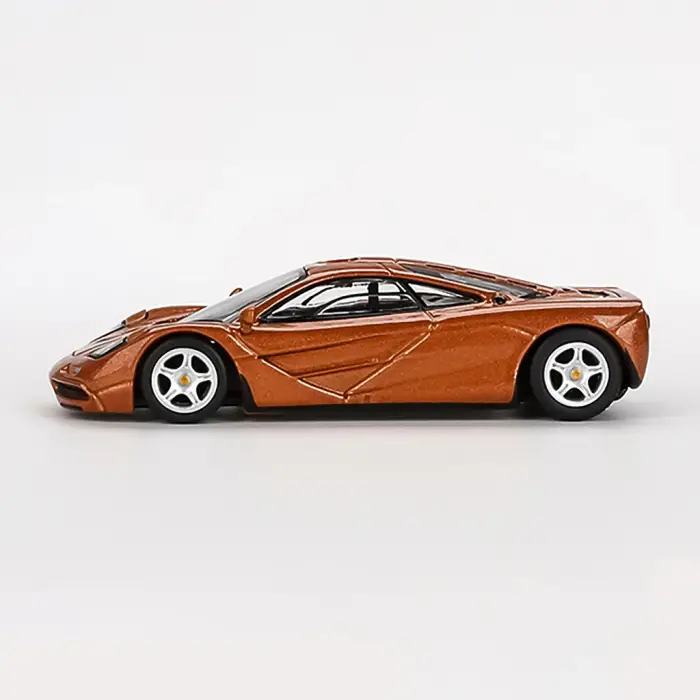 MINI GT: 1/64 McLaren F1 Yquem - MGT00817