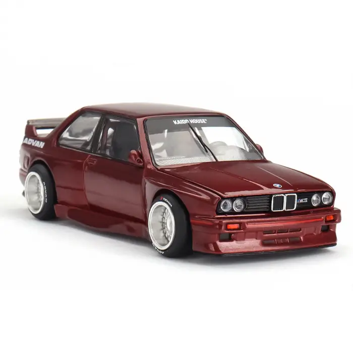 MINI GT  M3 E30 ミニカーセット Mini GT x Kaido House 1:64 BMW M3 (E30) Kaido GT V1 – M Kırmızı