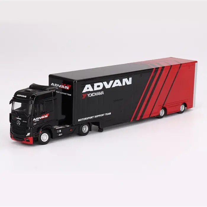 Mini GT Advan Racing Transporter Üç Araçlı Set