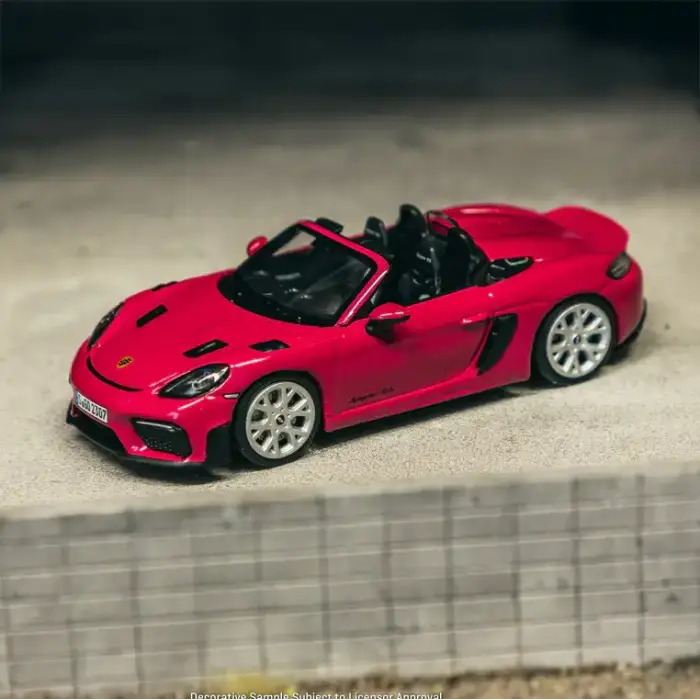 Minichamps | Tarmac Works 1/64 Porsche 718 Spyder RS Ruby Star Neo - COLLAB64 T64MC-008-RS