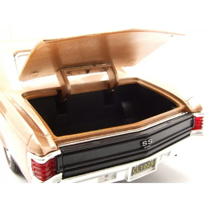 Motor Max 1:18 1967 Chevy Chevelle SS 396 Diecast Model Araba - 73104