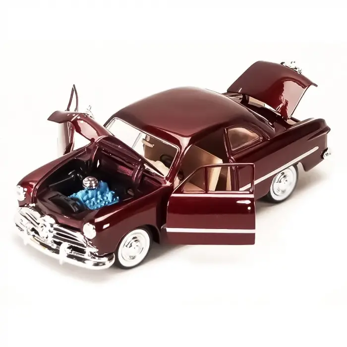 Motor Max 1:24 1949 Ford Coupe Bordo - 73213