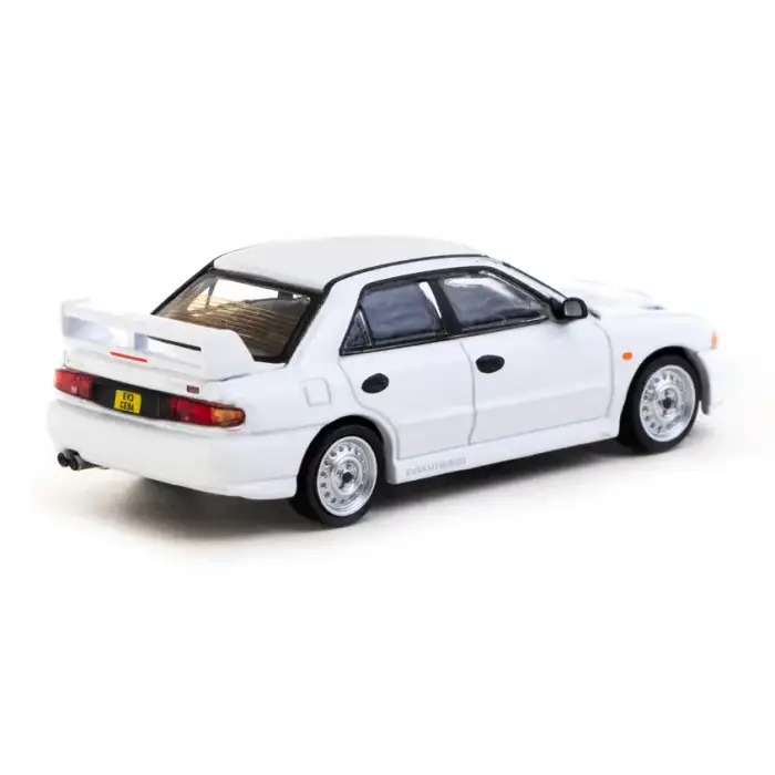Tarmac Works 1/64 Mitsubishi Lancer RS Evolution III White - Lamley Special Edition - GLOBAL64 T64G-050-RS
