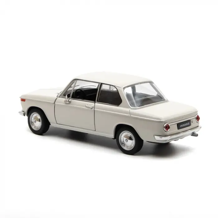 Welly 1:24 BMW 2002ti Diecast Model Araba Krem - 24053W
