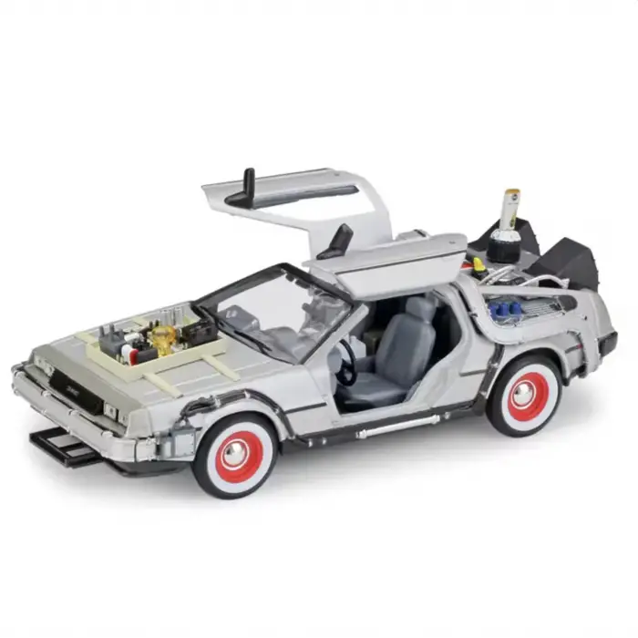 Welly 1:24 DeLorean Time Machine Bac to the Future 3 - 22444W