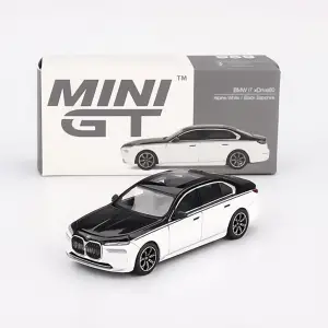 Mini GT 1/64 BMW i7 xDrive60 Alpine White / Black Sapphire MGT00959