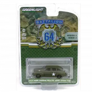 Greenlight 1:64 1942 Ford Fordor Deluxe Army Staff Car