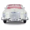 Maisto 1:18 1967 Mercedes-Benz 280 SE Diecast Model Araba - 31811