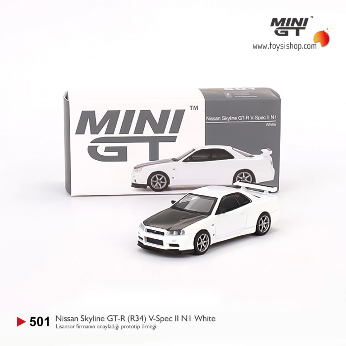 mini-gt-nissan-skyline-gt-r-