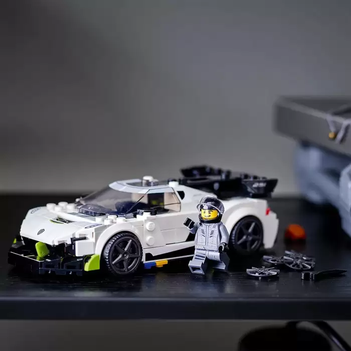 Lego Speed Champions Koenigsegg Jesko Yapım Seti, 76900