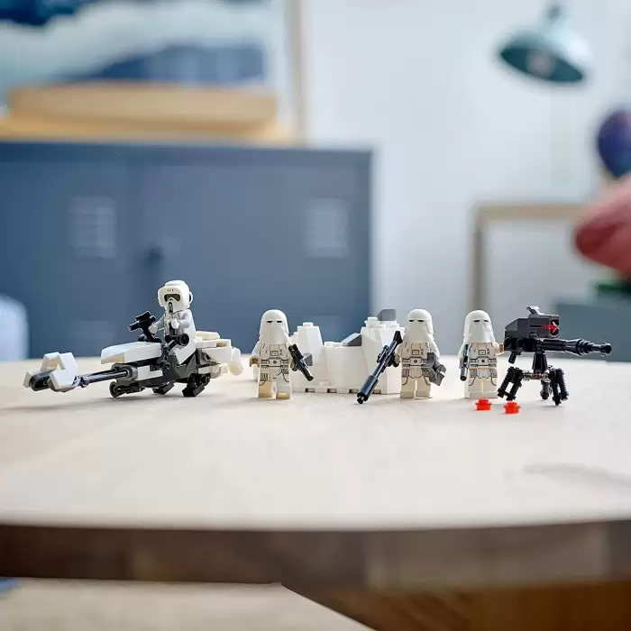 LEGO® Star Wars™ Snowtrooper™ Savaş Paketi ,75320