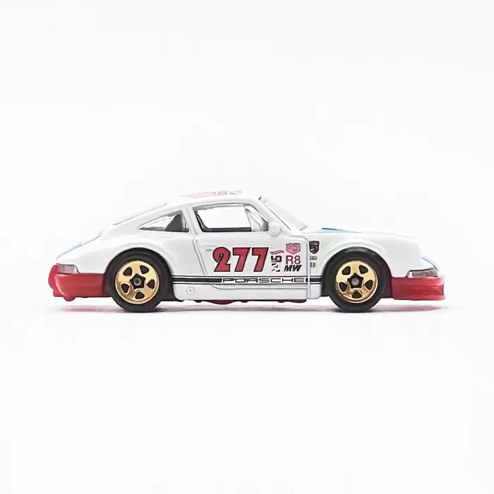 Hot Wheels 71 Porsche 911 - Retro Racers - 126