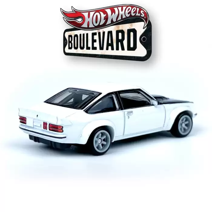 Hot Wheels Boulevard 2023 Mix R (76-80) - GJT68