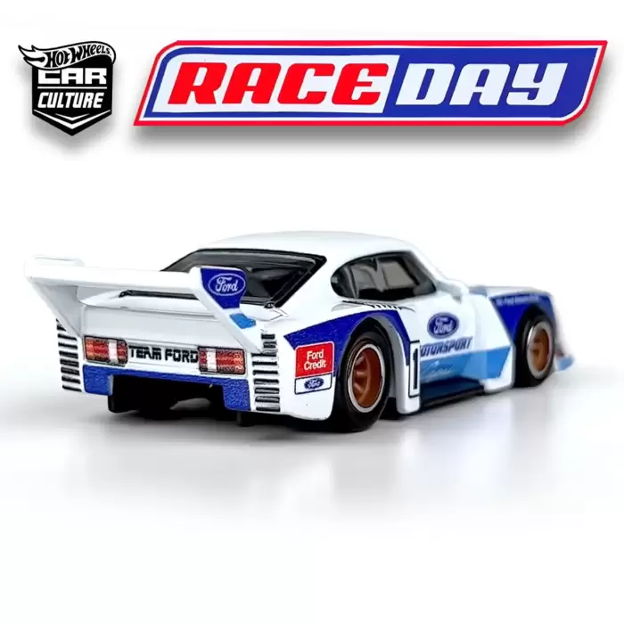 Hot Wheels Premium Car Culture Race Day Set