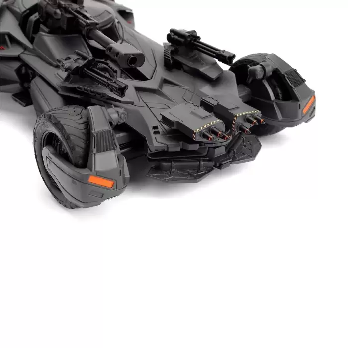 Jada Justice League Batmobile & Batman 1:24