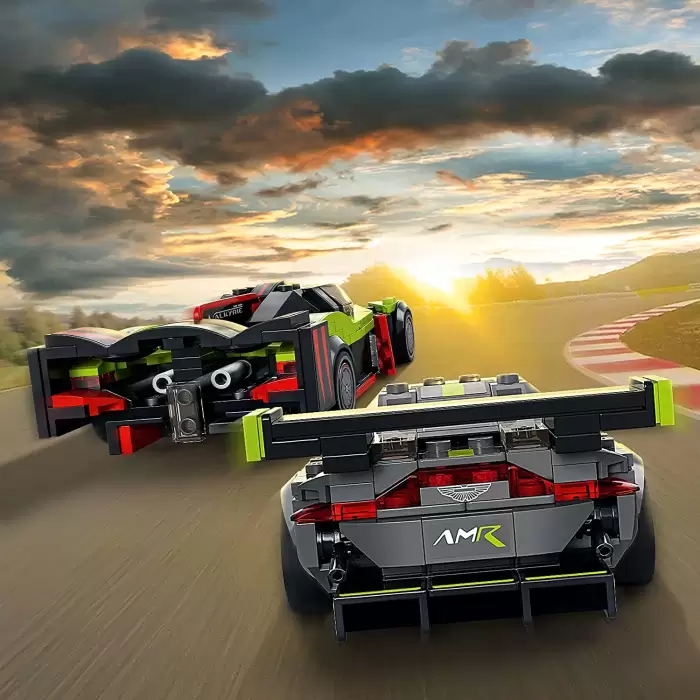 LEGO Speed Champions Aston Martin Valkyrie AMR Pro ve Aston Martin Vantage GT3, 76910 