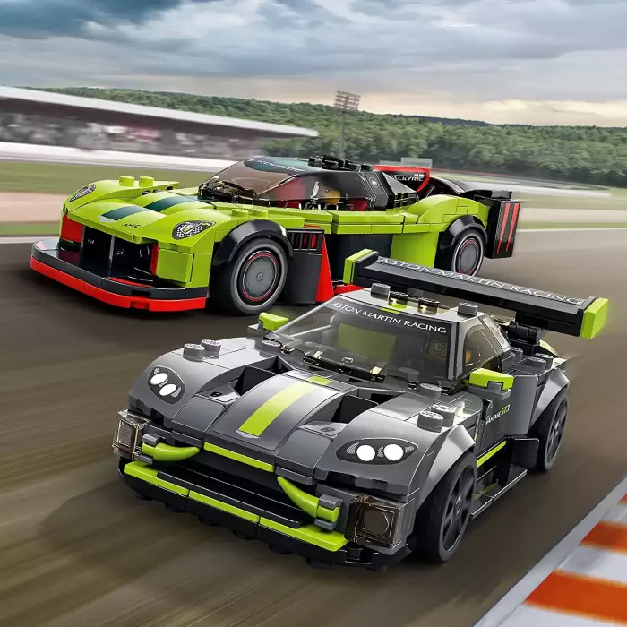 LEGO Speed Champions Aston Martin Valkyrie AMR Pro ve Aston Martin Vantage GT3 76910