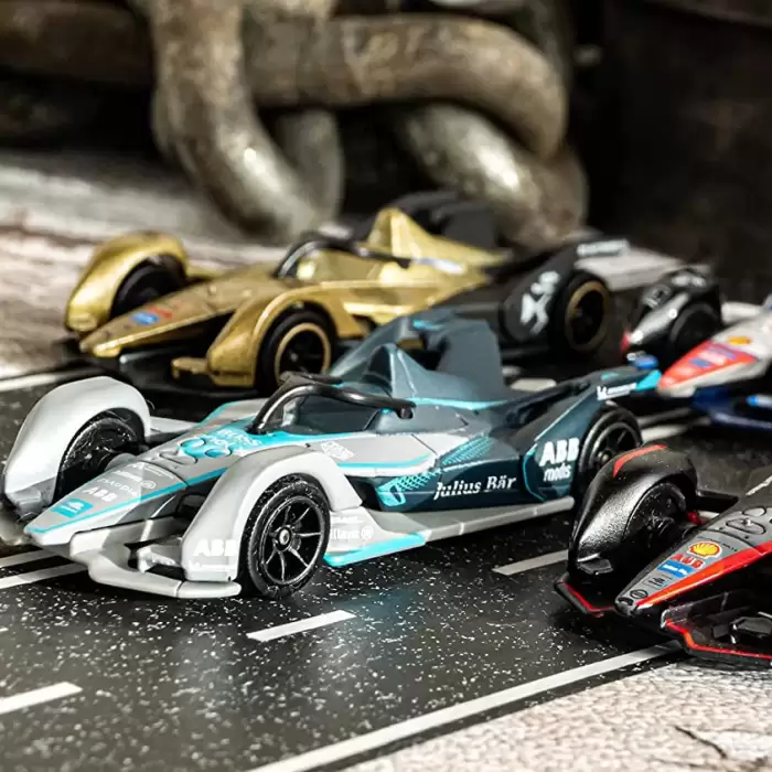Majorette Formula-E Gen 2 - 5 Araçlı Hediye Paketi