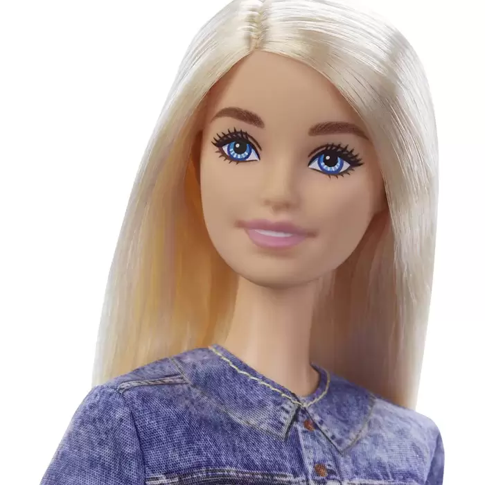 Barbie Malibu Bebeği (30 cm, Sarışın)