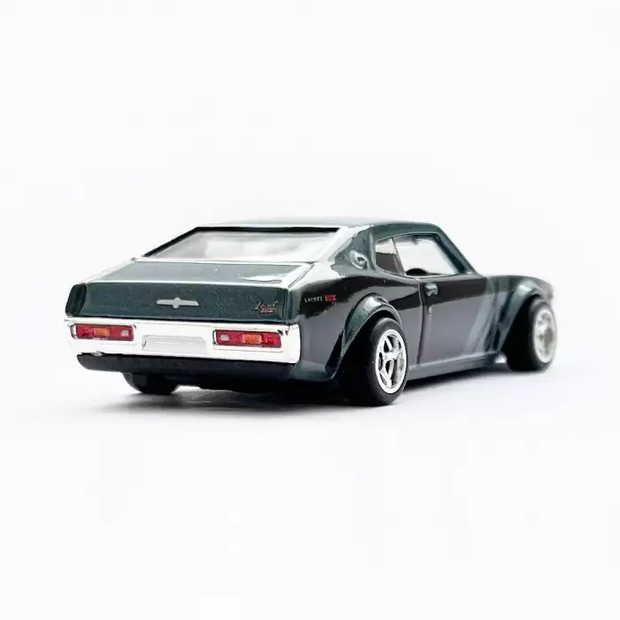 Hot Wheels Nissan Laurel 2000 SGX Boulevard Seri 45 - Premium