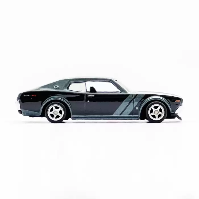 Hot Wheels Nissan Laurel 2000 SGX Boulevard Seri 45 - Premium