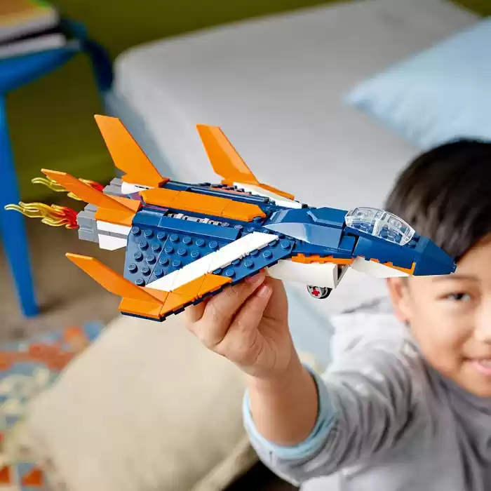 LEGO® Creator 3’ü 1 Arada Süpersonik Jet 31126