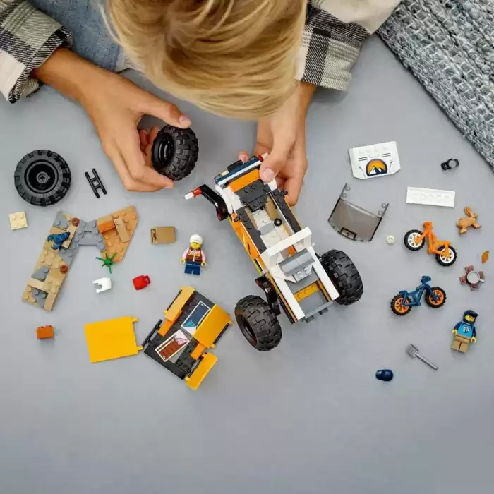 LEGO® City 4x4 Arazi Aracı Maceraları 60387