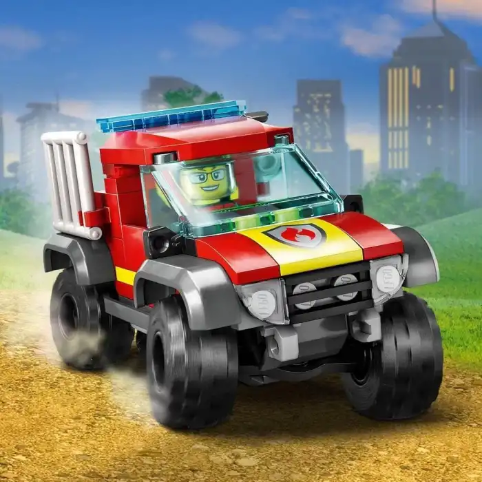 LEGO® City 4x4 İtfaiye Kamyonu Kurtarma Operasyonu 60393