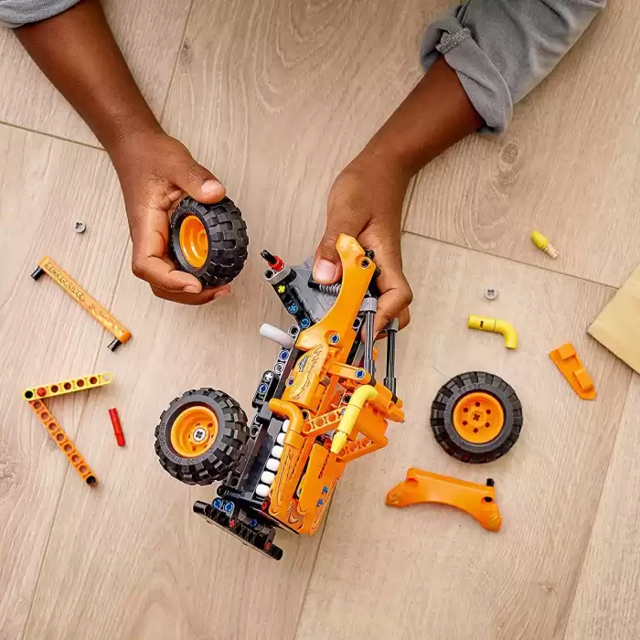 LEGO® Technic Monster Jam™ El Toro Loco™ 42135