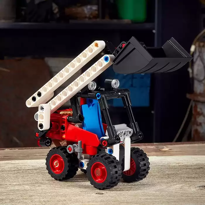 LEGO Technic Nokta Dönüşlü Yükleyici 42116 (139 Parça)