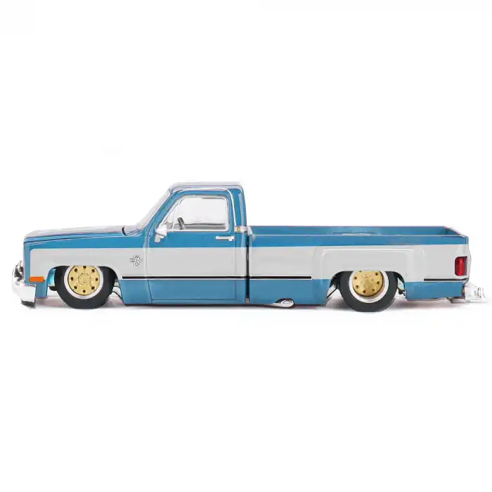 Mini GT 1/64 KaidoHouse Chevrolet Silverado Dually Vintage Spec V1 - KHMG192