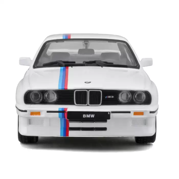 Bburago 1:24 1988 BMW 3 Series M3 - Beyaz