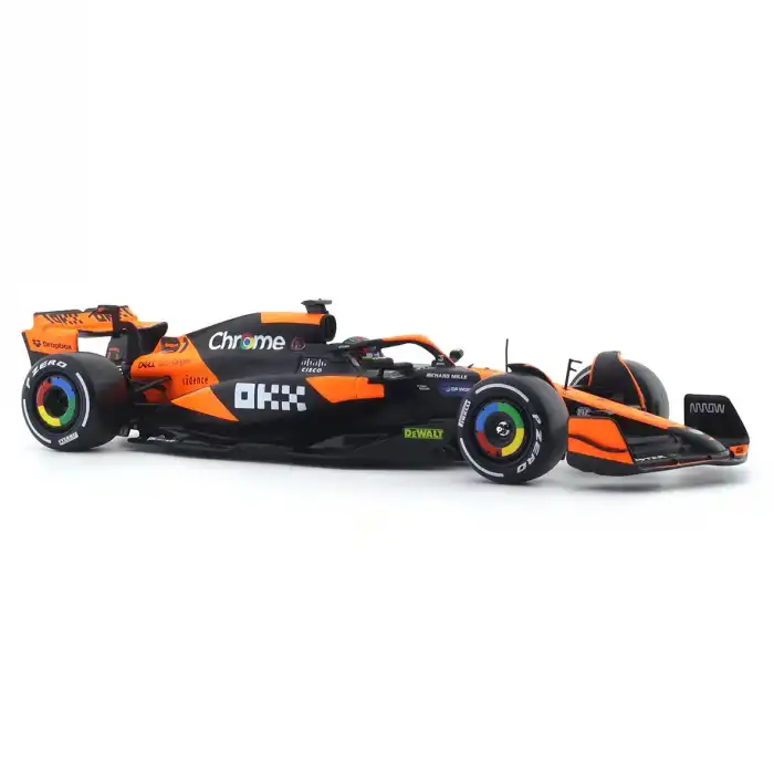 Bburago 1:24 Mc Laren MCL38 Miami Grand Prix 2024 - 28033