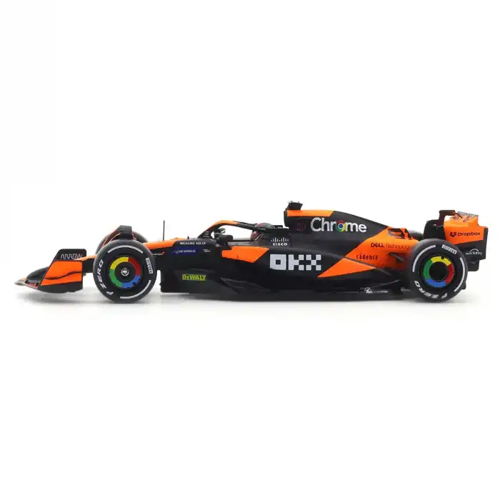 Bburago 1:24 Mc Laren MCL38 Miami Grand Prix 2024 - 28033