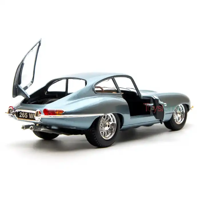 Bburago 1:18 Jaguar E-Type Coupe Diecast Model Araba - 12044