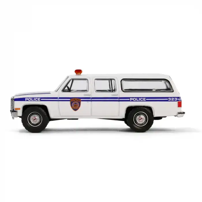 Greenlight 1/64 The Hobby Shop Series 16- New York City Transit Police - 1985 GMC Suburban 97160-D