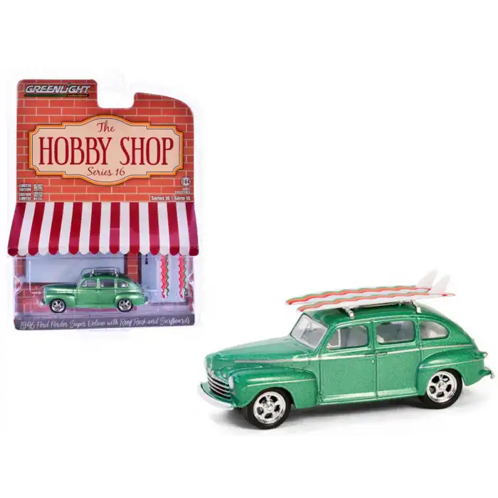 Greenlight 1:64 1946 Ford Fordor Super Deluxe Green Metallic with White Interior and Roof Rack with Surfboards 97160-A