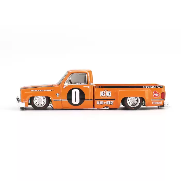 [KaidoHouse x Mini GT] Chevrolet Silverado Dually KAIDO WORKS V2 - KHMG090