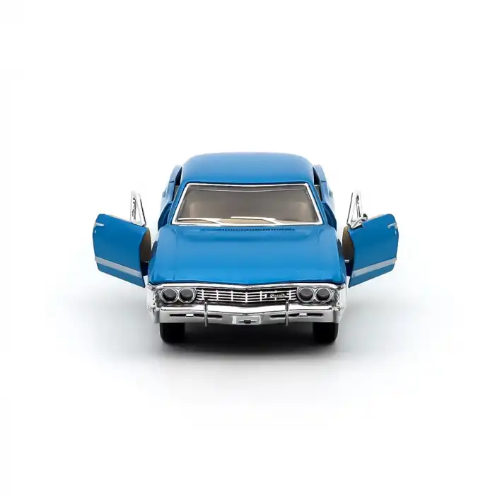Kinsmart 1/38 1967 Chevrolet Impala - KT5418W