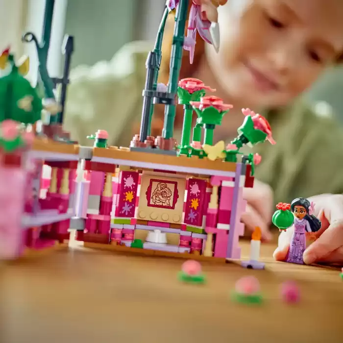 LEGO Disney Classic Isabelanın Saksısı , 43237