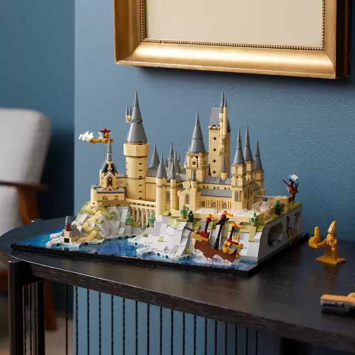 LEGO Harry Potter Hogwarts Şatosu ve Bahçesi ,76419